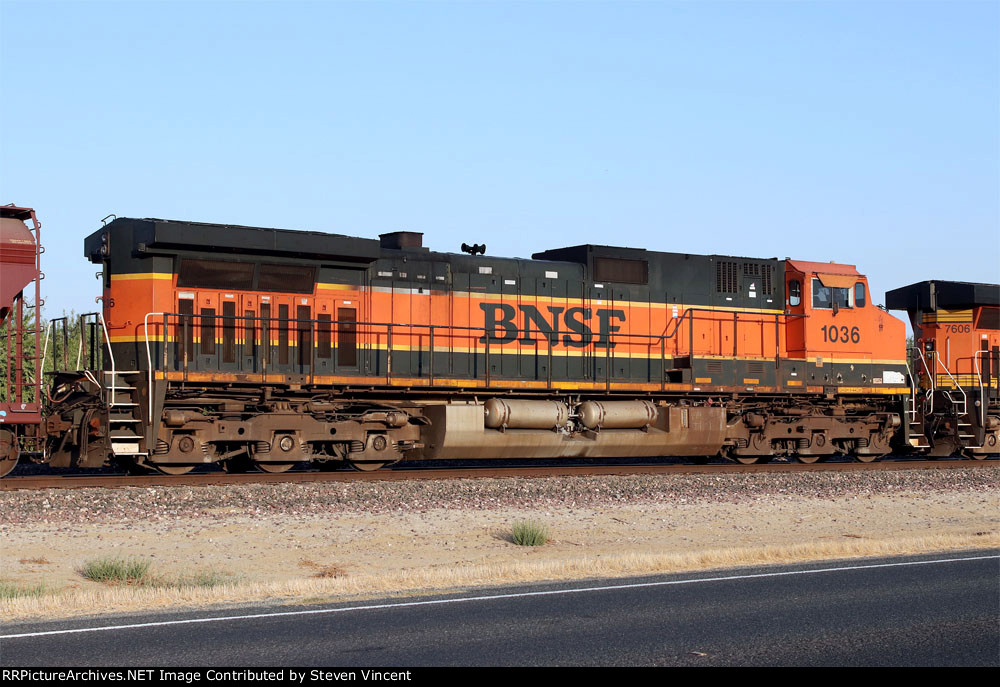 BNSF C44-9W #1036